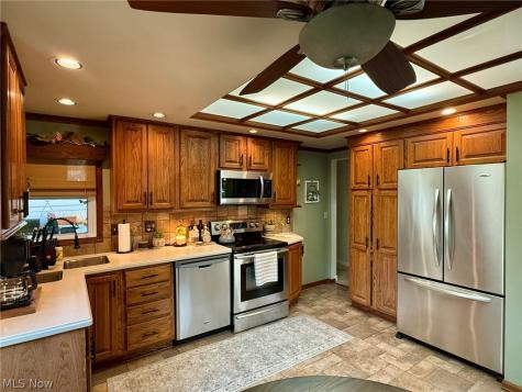 1617 Rockford Street Akron OH 44301
