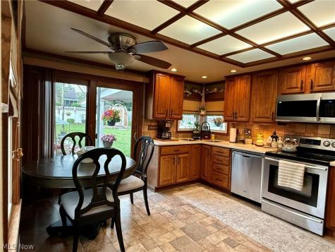 1617 Rockford Street Akron OH 44301
