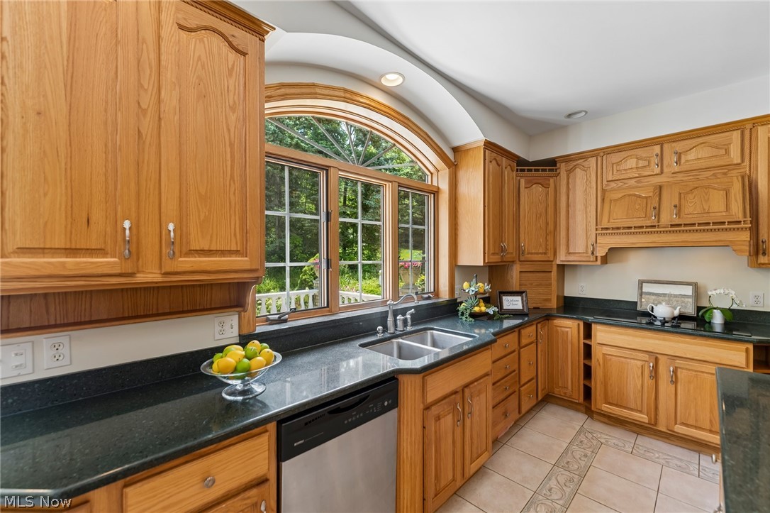 9567 Woodcroft Court Kirtland OH 44094