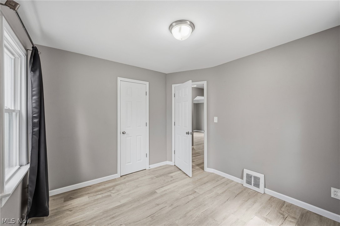 468 E 305th Street Willowick OH 44095