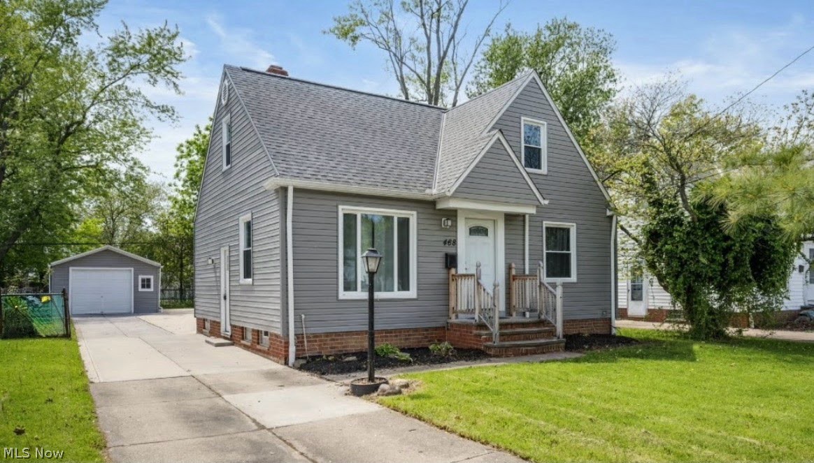 468 E 305th Street Willowick OH 44095
