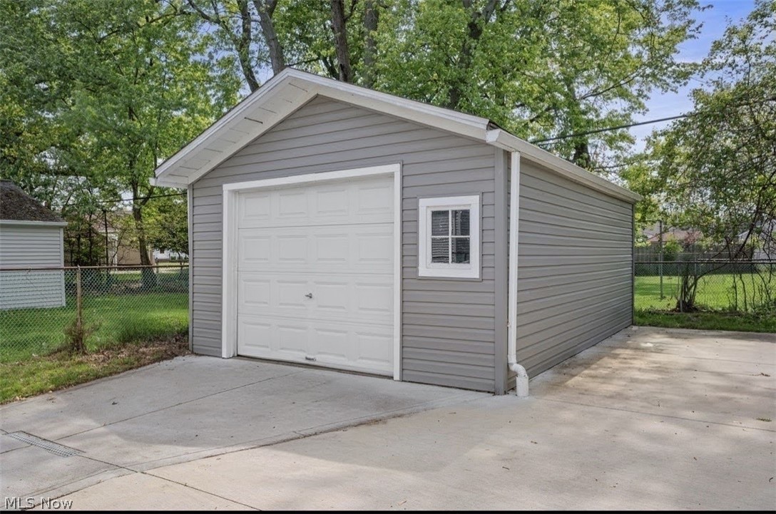 468 E 305th Street Willowick OH 44095