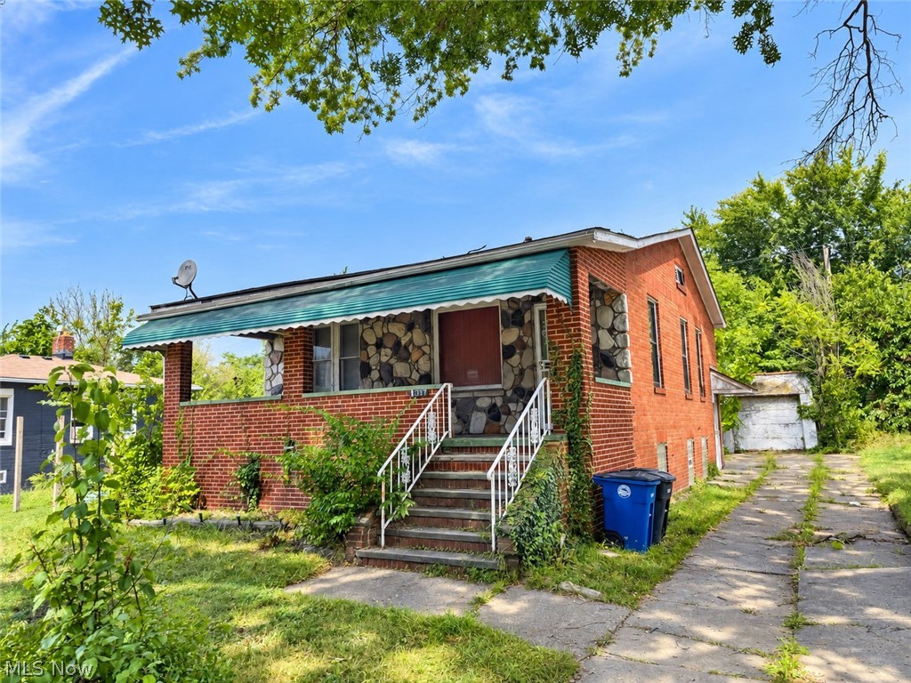 11317 Notre Dame Avenue Cleveland OH 44104