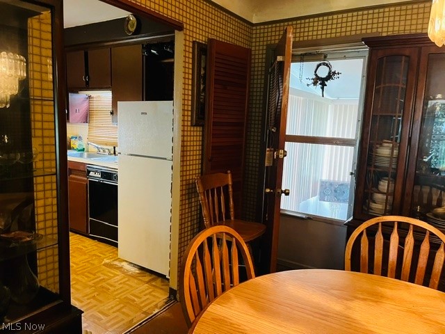 2465 Belvoir Boulevard Cleveland OH 44121