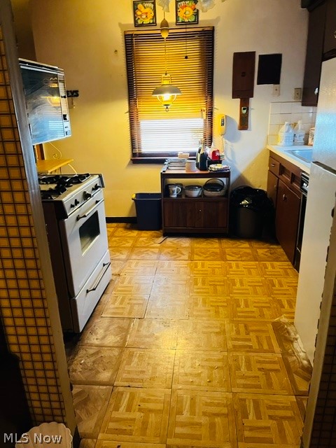 2465 Belvoir Boulevard Cleveland OH 44121