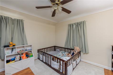 4042 Ellison Road South Euclid OH 44121