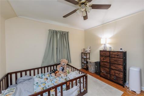 4042 Ellison Road South Euclid OH 44121