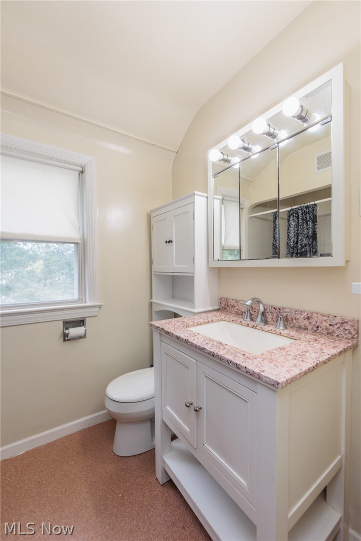 4042 Ellison Road South Euclid OH 44121