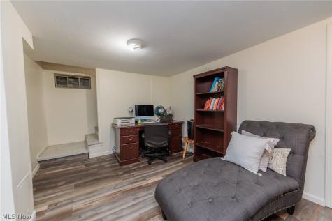 4042 Ellison Road South Euclid OH 44121