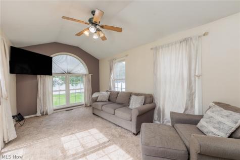 4042 Ellison Road South Euclid OH 44121