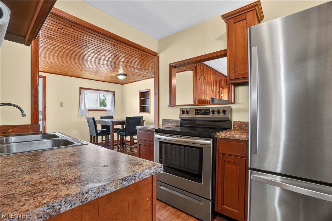 61 W Erie Street Jefferson OH 44047