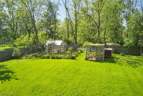 3368 Wadsworth Road Norton OH 44203