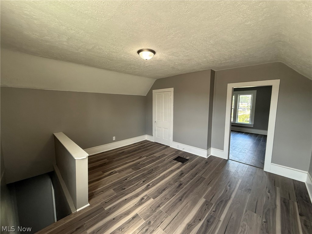 327 Locust Street Coshocton OH 43812