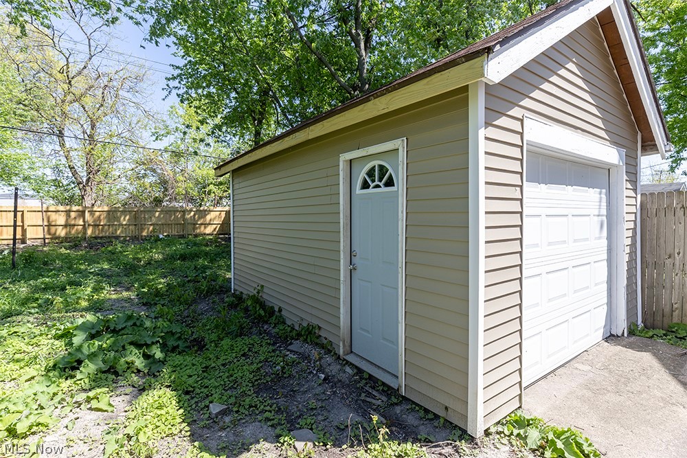 1407 E 29th Street Lorain OH 44055