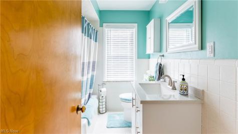6903 E Sprague Road Independence OH 44131