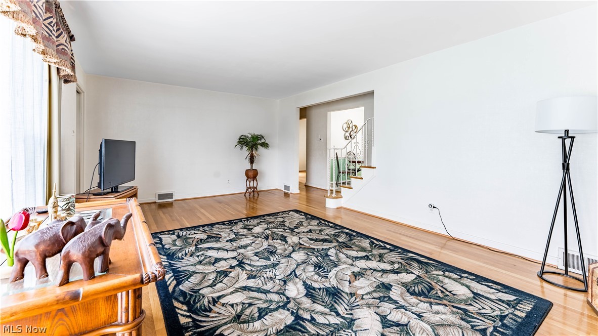 6903 E Sprague Road Independence OH 44131