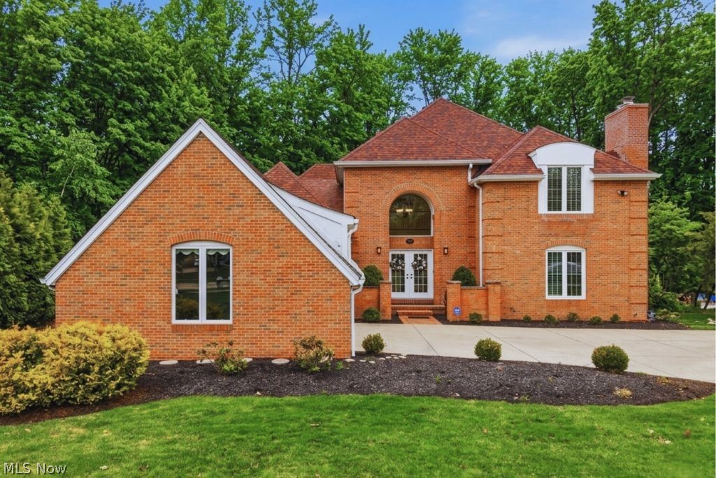 309 High Bluff Aurora OH 44202