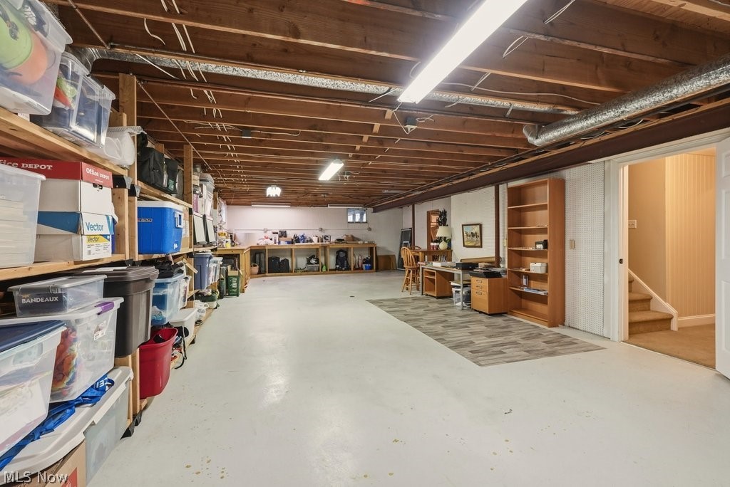 309 High Bluff Aurora OH 44202
