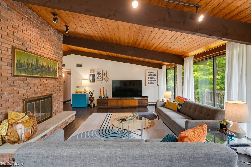 8886 Southbrook Trail Chagrin Falls OH 44023
