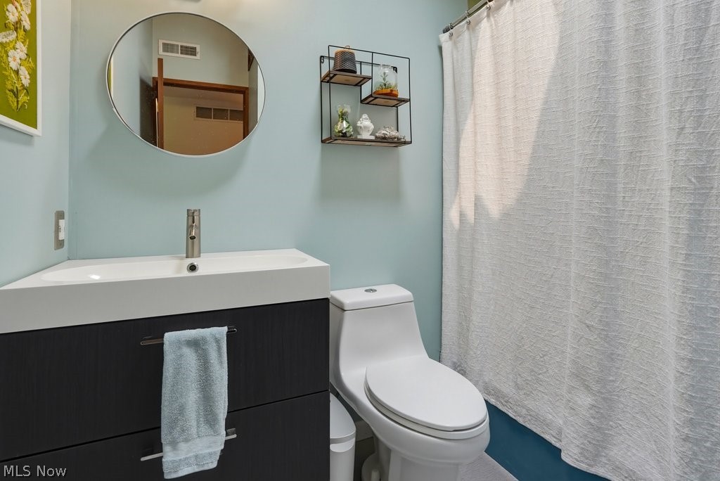 8886 Southbrook Trail Chagrin Falls OH 44023