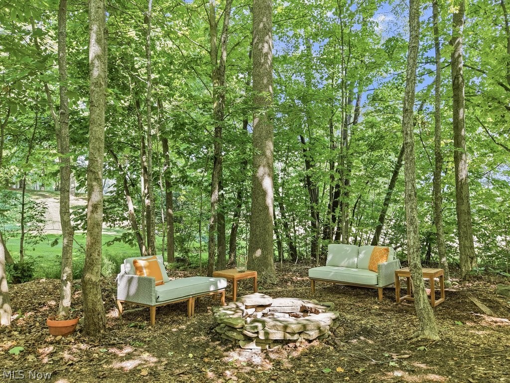 8886 Southbrook Trail Chagrin Falls OH 44023