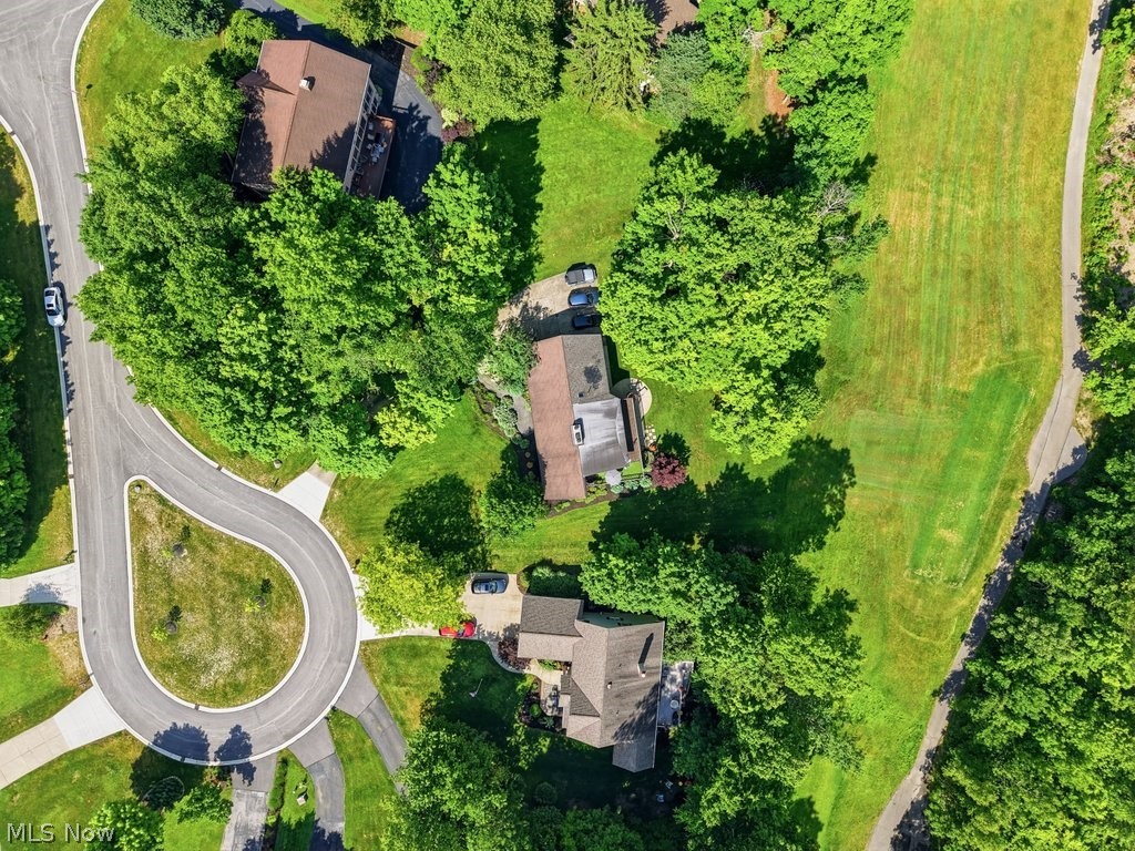 8886 Southbrook Trail Chagrin Falls OH 44023