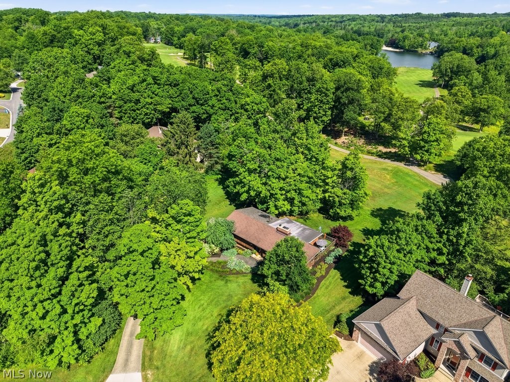 8886 Southbrook Trail Chagrin Falls OH 44023