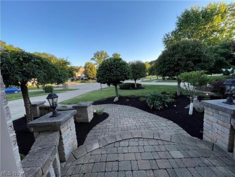 19956 Colleen Court Strongsville OH 44149