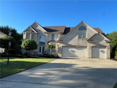 19956 Colleen Court Strongsville OH 44149