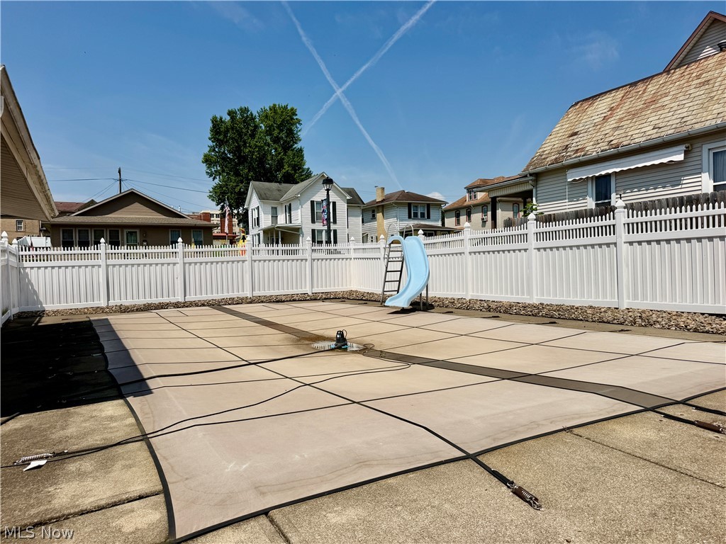 802 N 2nd Street Dennison OH 44621