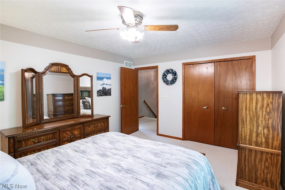 18399 Yorktown Oval Strongsville OH 44136
