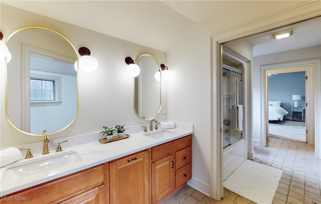 150 Mill Run Aurora OH 44202