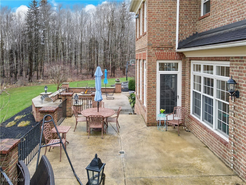 150 Mill Run Aurora OH 44202