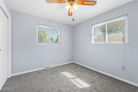 285 Nobottom Road Berea OH 44017