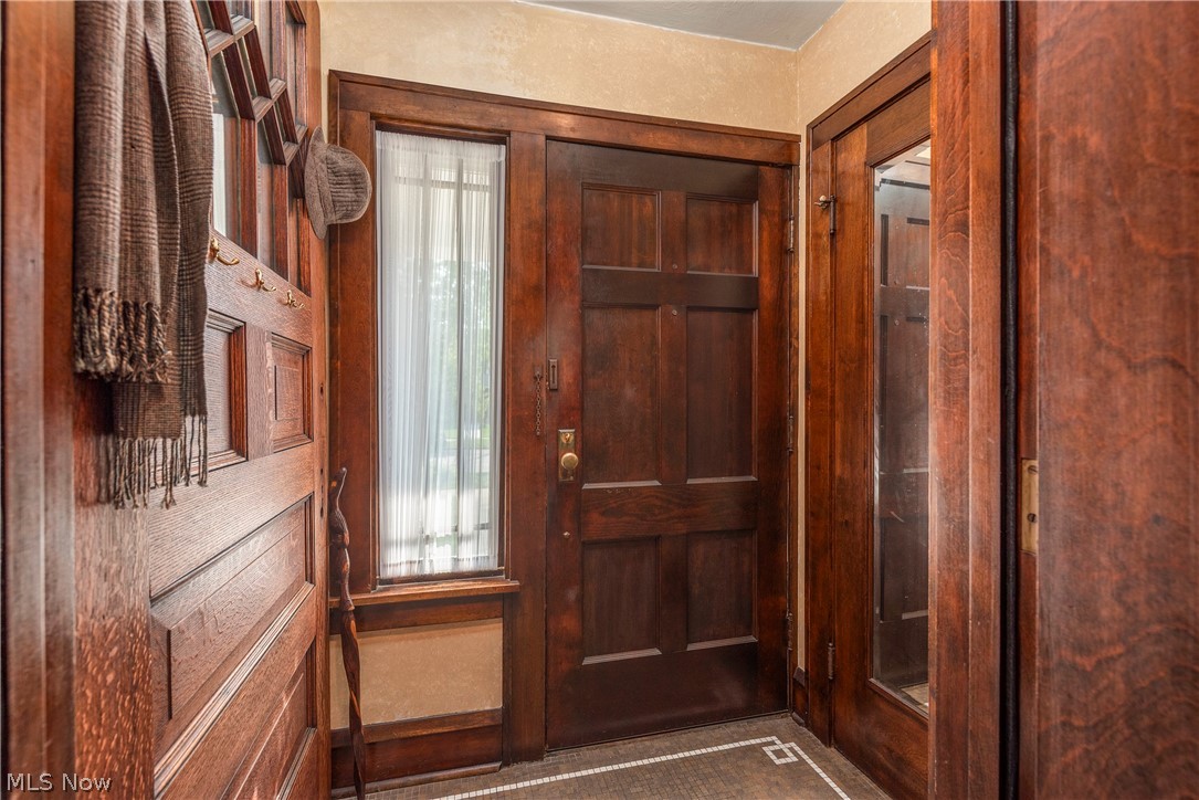 1230 Bunts Road Lakewood OH 44107