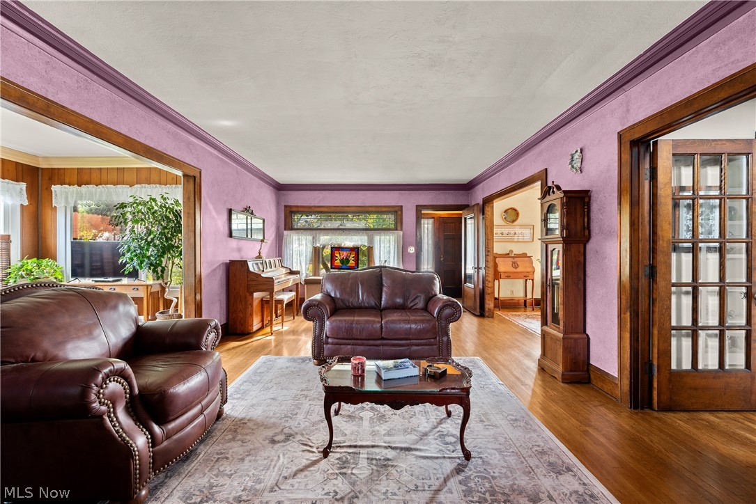 1230 Bunts Road Lakewood OH 44107