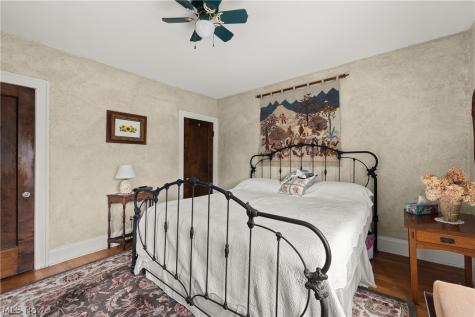 1230 Bunts Road Lakewood OH 44107