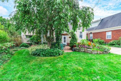 1230 Bunts Road Lakewood OH 44107