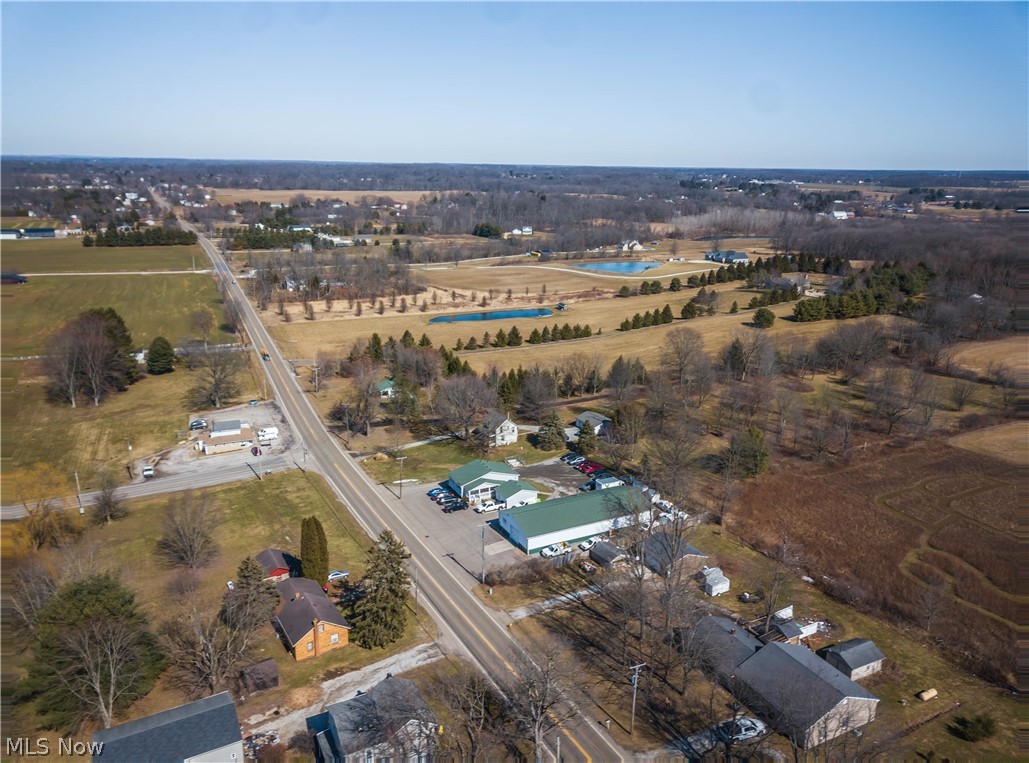 13390 Ravenna Avenue NE Hartville OH 44632