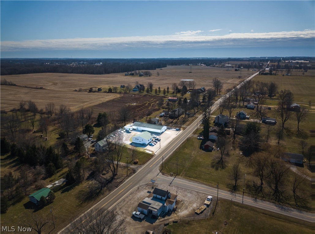 13390 Ravenna Avenue NE Hartville OH 44632