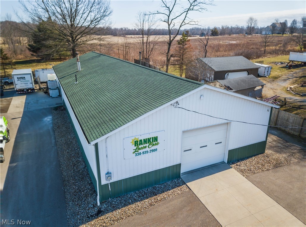 13390 Ravenna Avenue NE Hartville OH 44632
