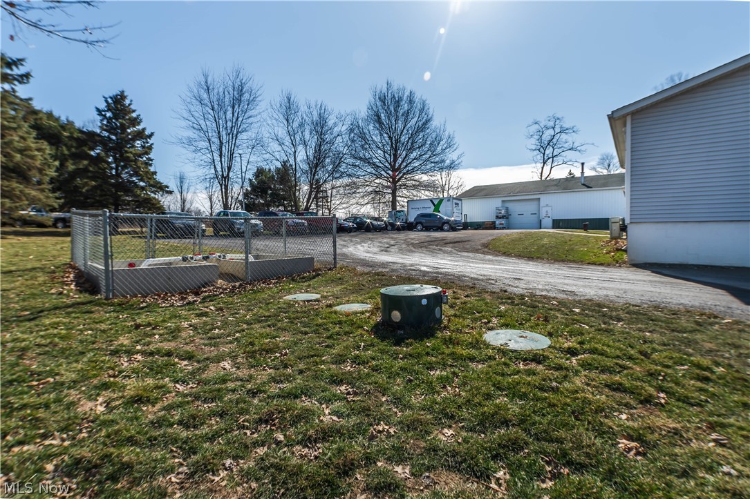 13390 Ravenna Avenue NE Hartville OH 44632