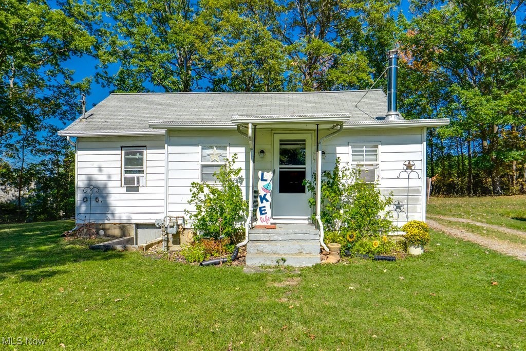 16726 Oakwood Drive Lake Milton OH 44429