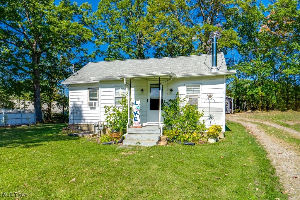 16726 Oakwood Drive Lake Milton OH 44429