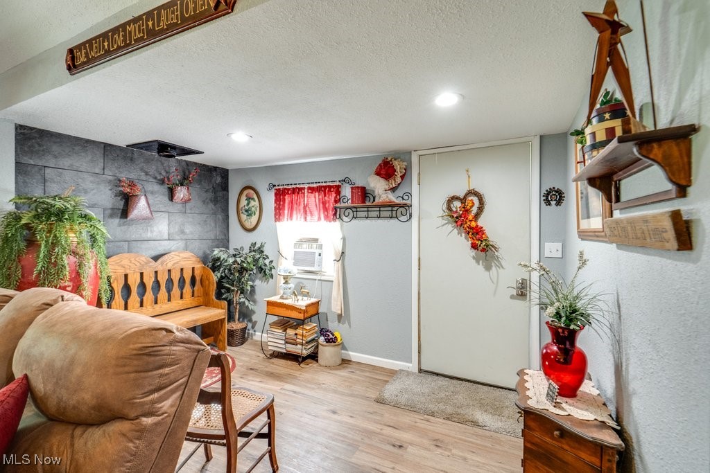 16726 Oakwood Drive Lake Milton OH 44429