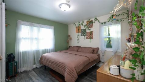 1344 Pontiac Avenue Akron OH 44307