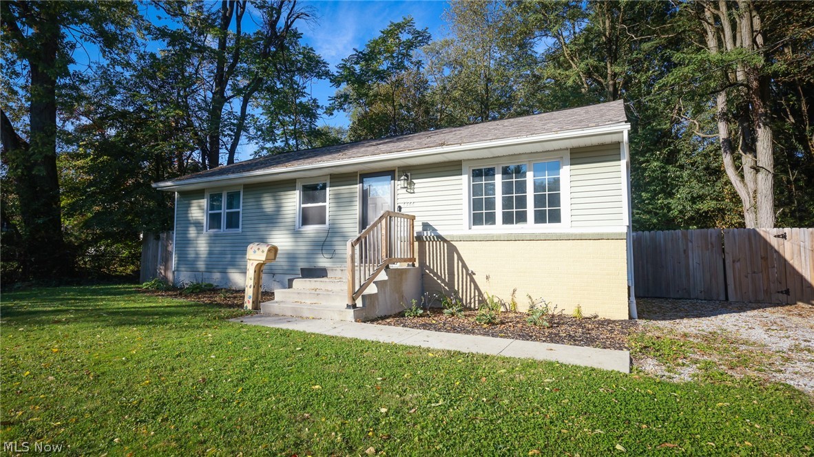 1344 Pontiac Avenue Akron OH 44307
