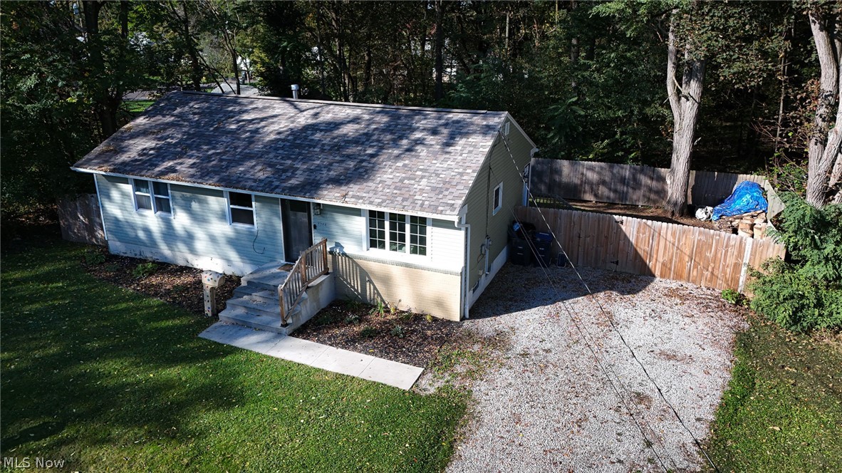 1344 Pontiac Avenue Akron OH 44307