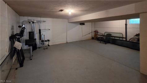 9563 Whitewood Road Brecksville OH 44141