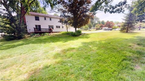 9563 Whitewood Road Brecksville OH 44141